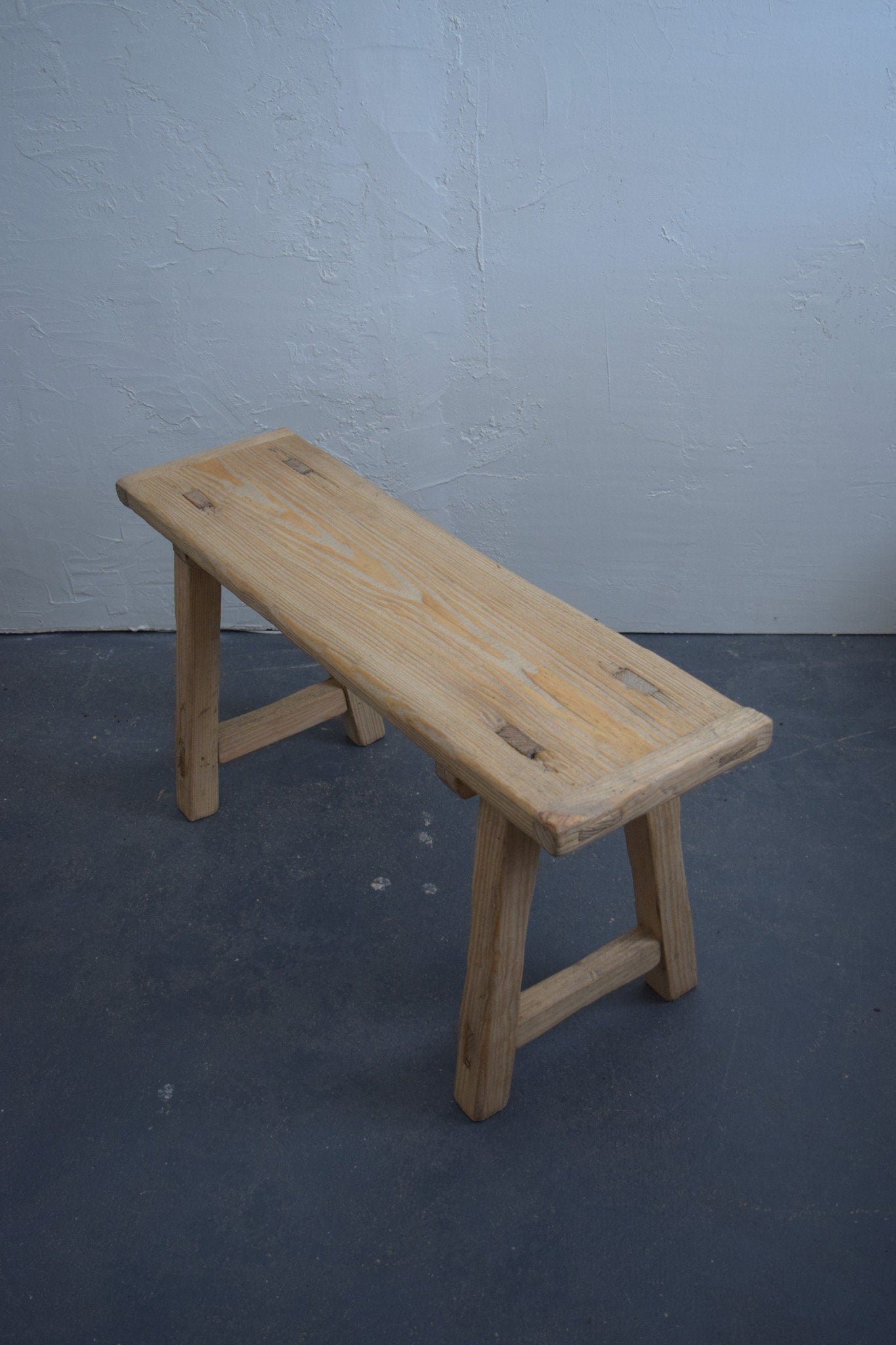 Accent bench wood antique-inspired 39" L